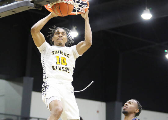 Raiders fall short late in loss to Otero