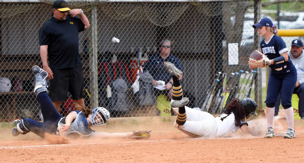 Lady Raiders Softball reaches 30 wins for 3rd straight season, sweeps Jefferson College