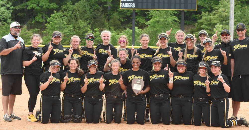 Lady Raiders softball headed to National Tournament