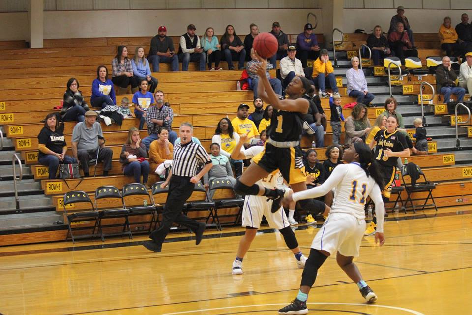 Buzzer beater tops Lady Raiders in double OT