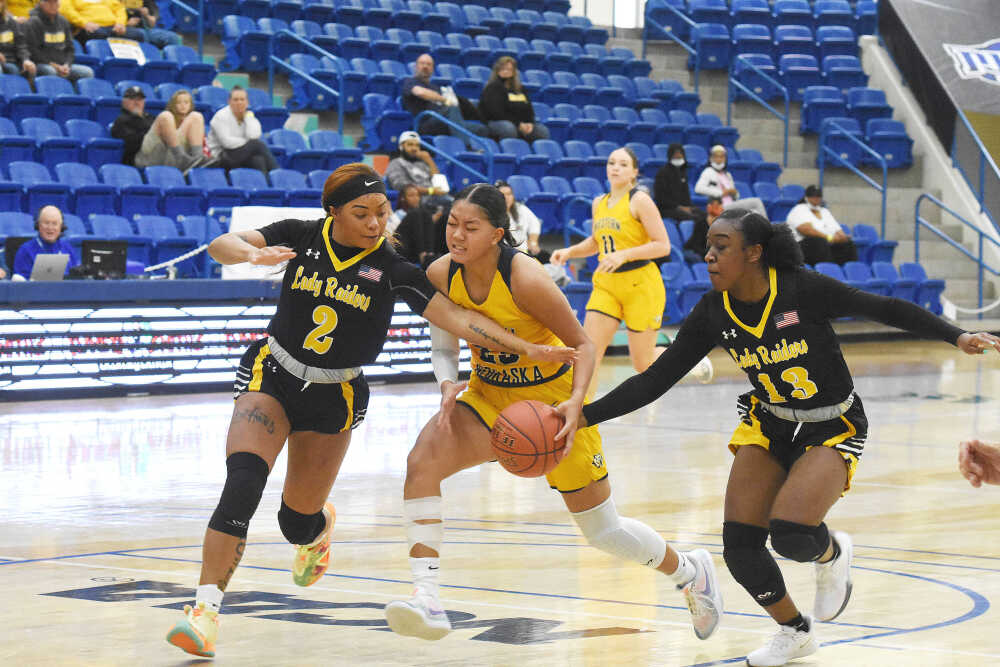 Lady Raiders advance to final four