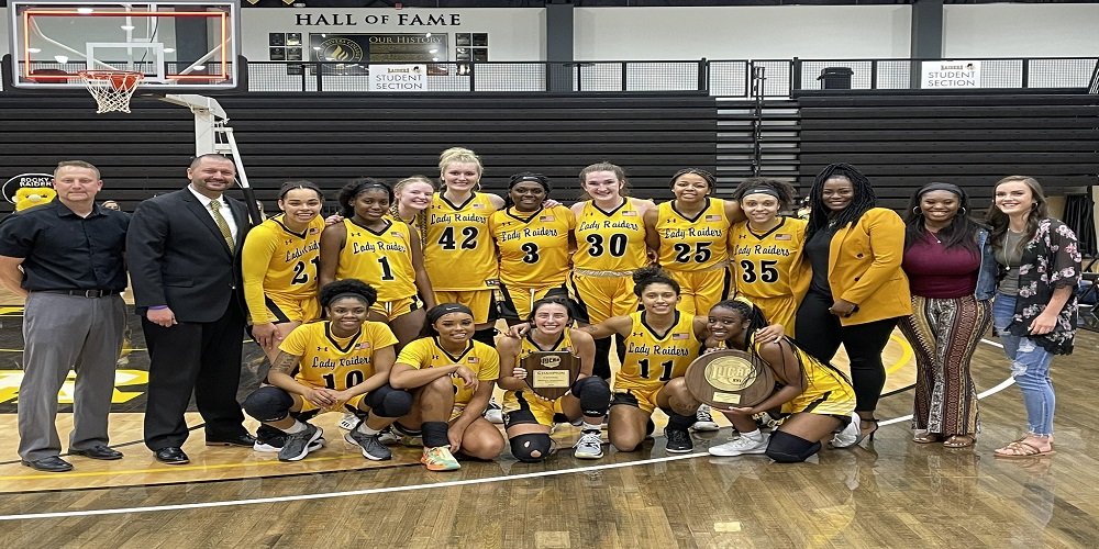 REGION CHAMPS!!! Lady Raiders hold off Moberly Area to qualify for national tournament