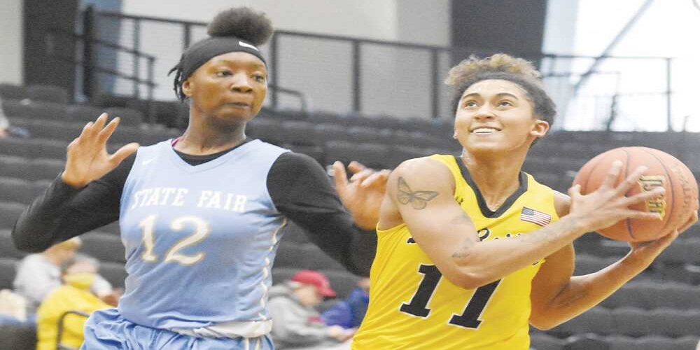 Autumn Dodd sparks Lady Raiders in region win