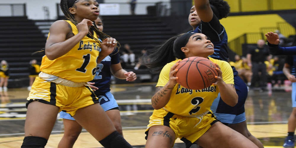 Lady Raiders move up to No. 1 in rankings, blow out St. Louis
