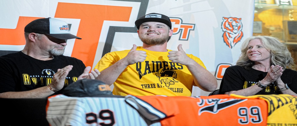 Cape Central's McNew signs to Three Rivers baseball